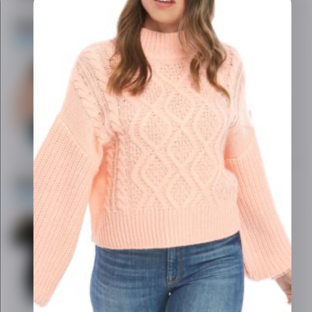 Woman sweater